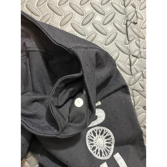Soulcycle x Lululemon Full Length Black Leggings Perforated Womens Size 2 - Picture 5 of 10